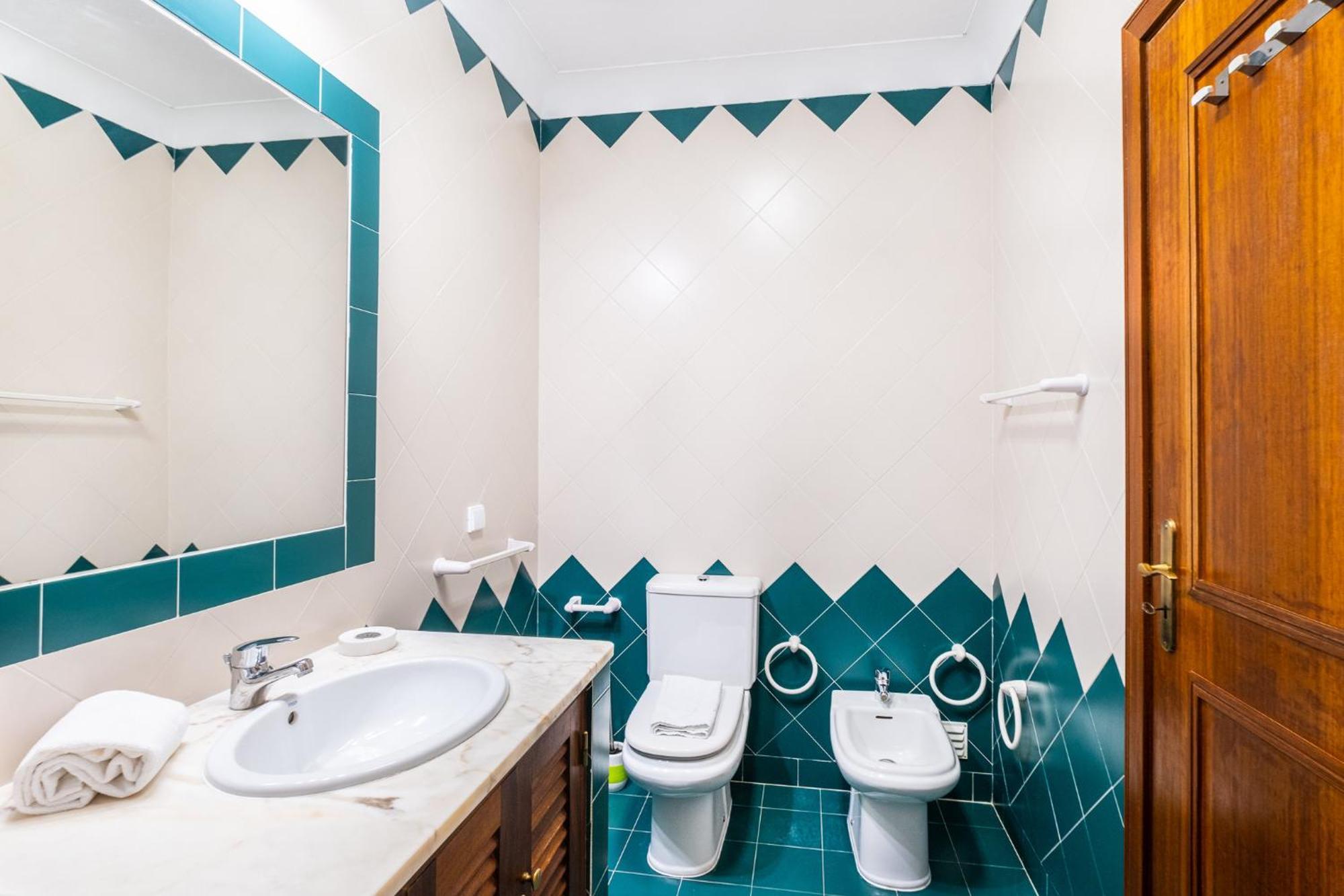 A Vilita Beach Apartment Pera Bagian luar foto