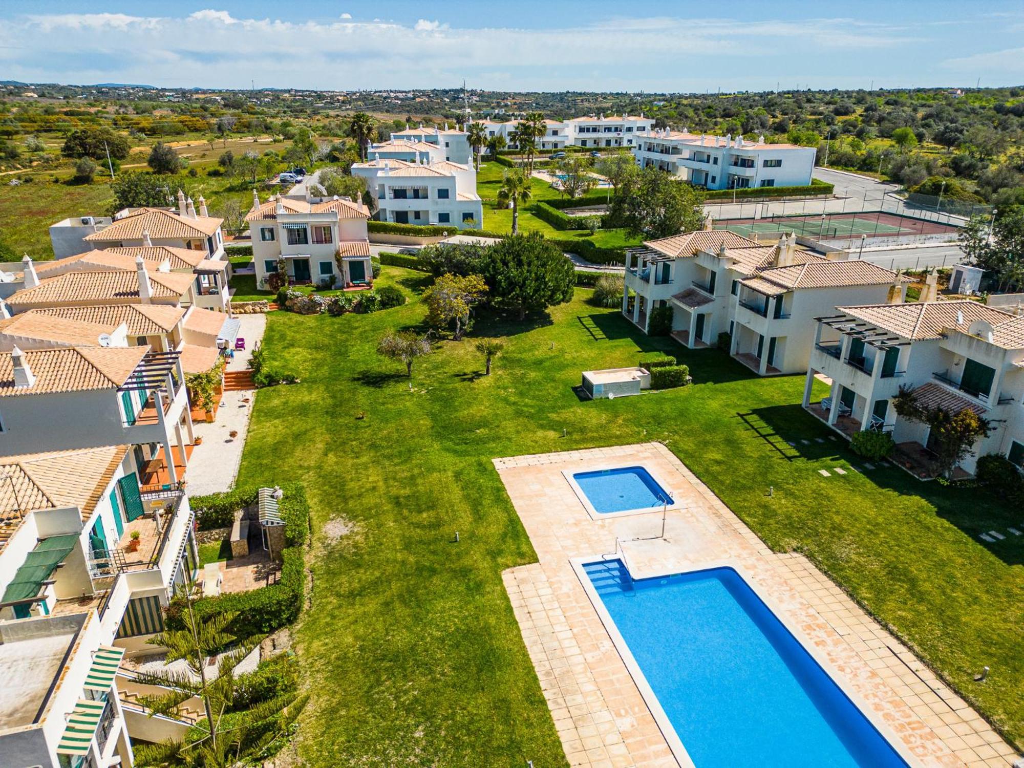 A Vilita Beach Apartment Pera Bagian luar foto