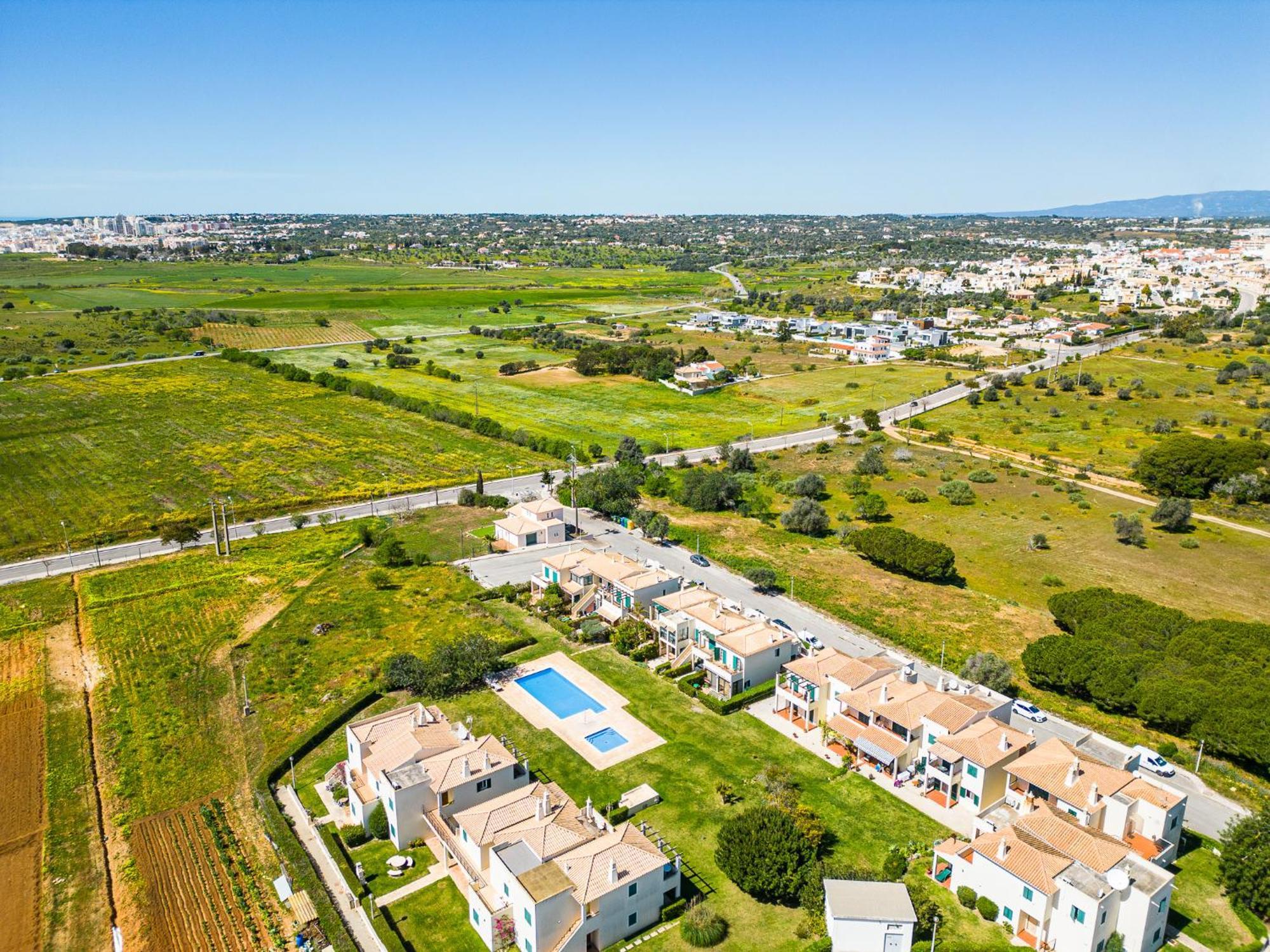 A Vilita Beach Apartment Pera Bagian luar foto
